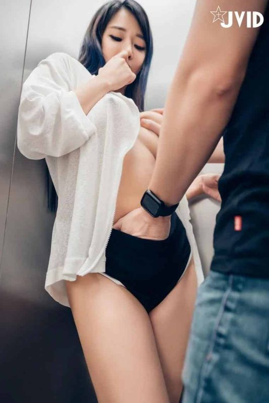 电梯里的爽-大尺度-投梦社